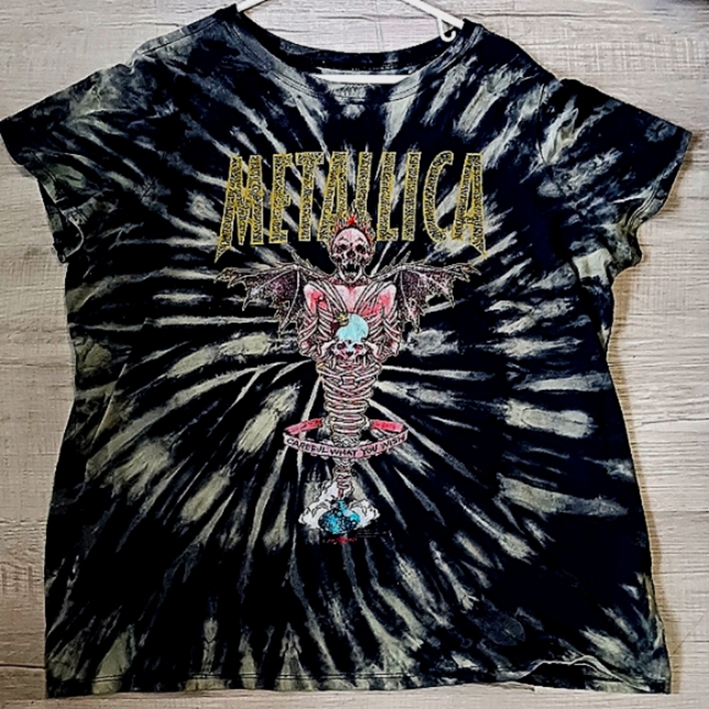 Torrid fashion tee Metallica